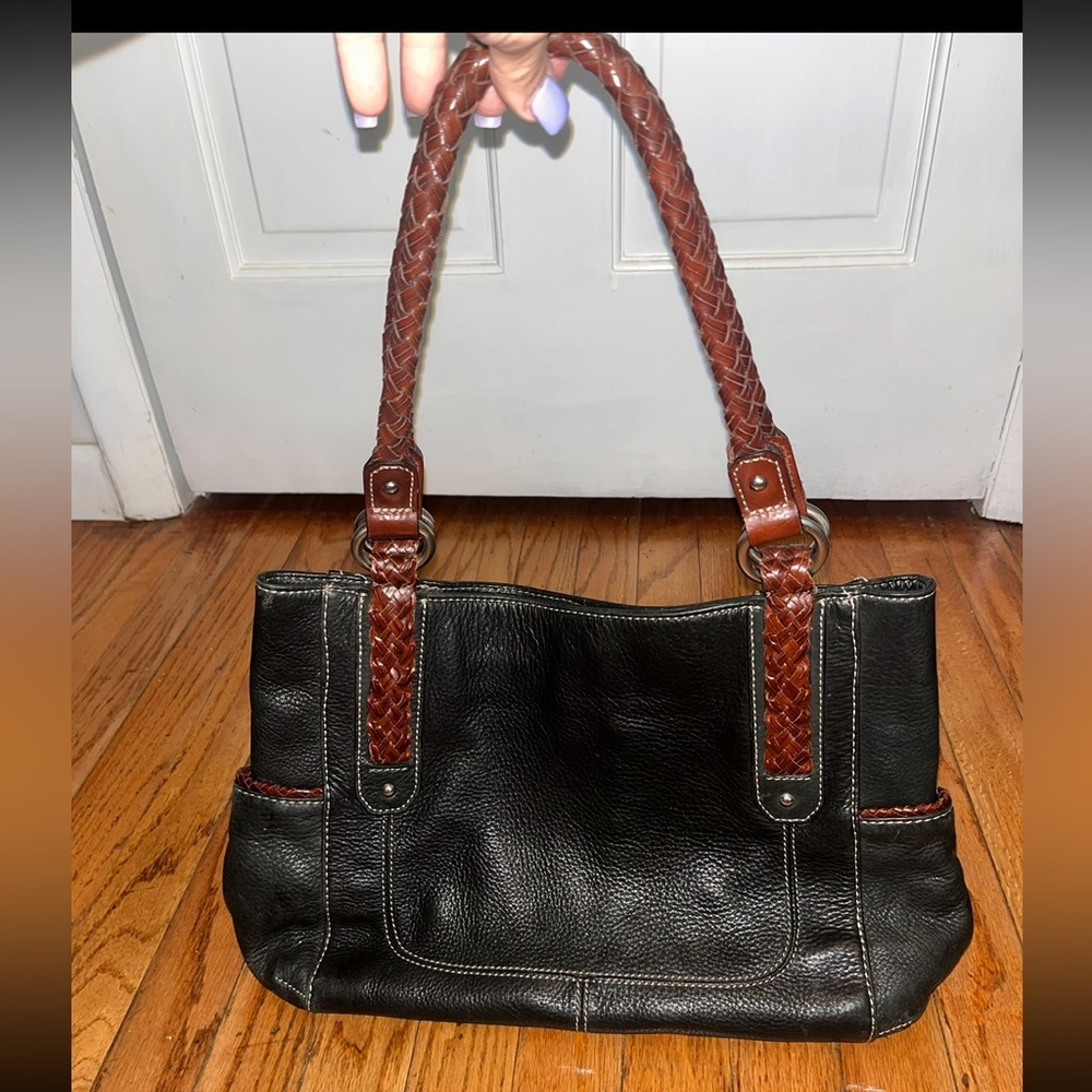 Fossil Brand: Women’s Genuine Pebbled Leather Shoulder Bag / Purse